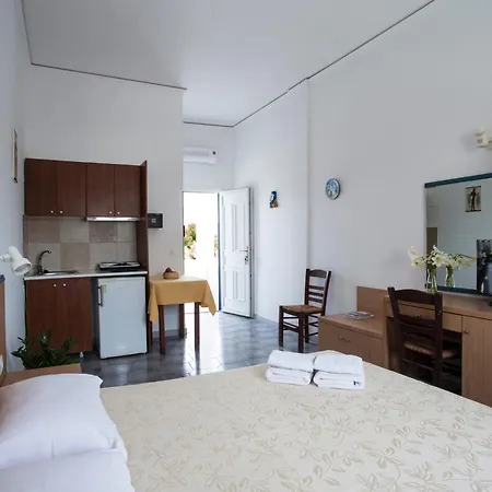 Hotel Budget 50m From The And Center