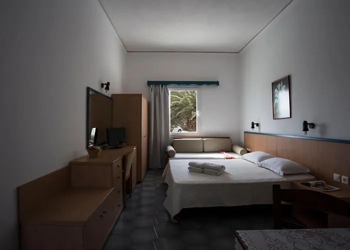 Budget 50m From The And Center * Perissa (Santorini)